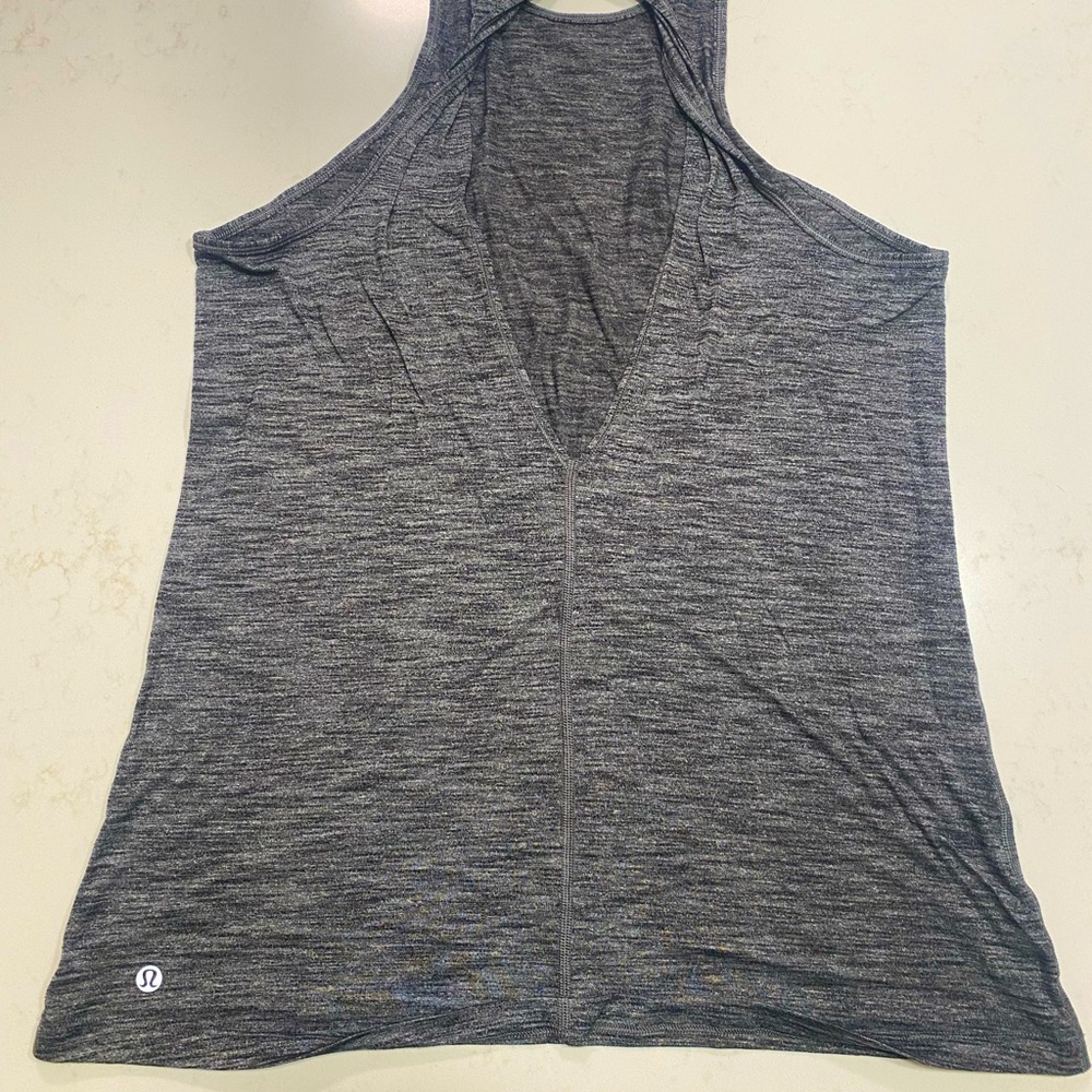 Lululemon tank top